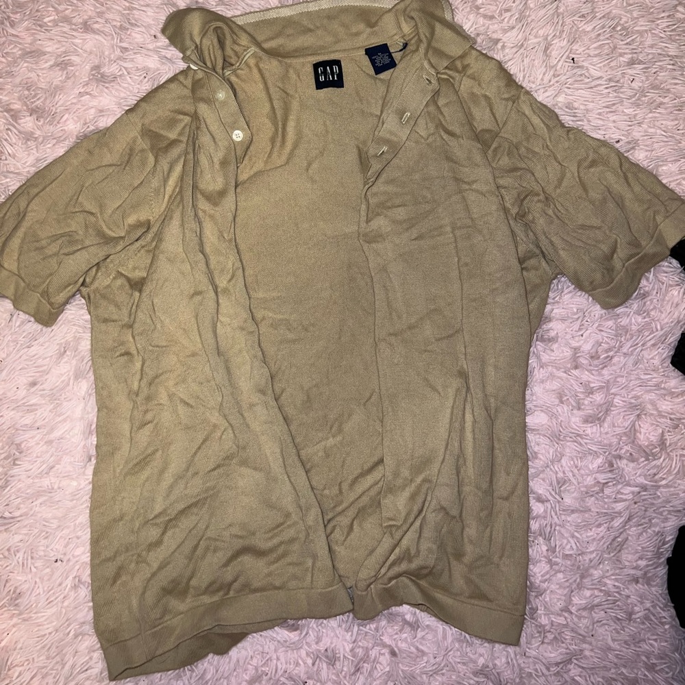 gap t shirt